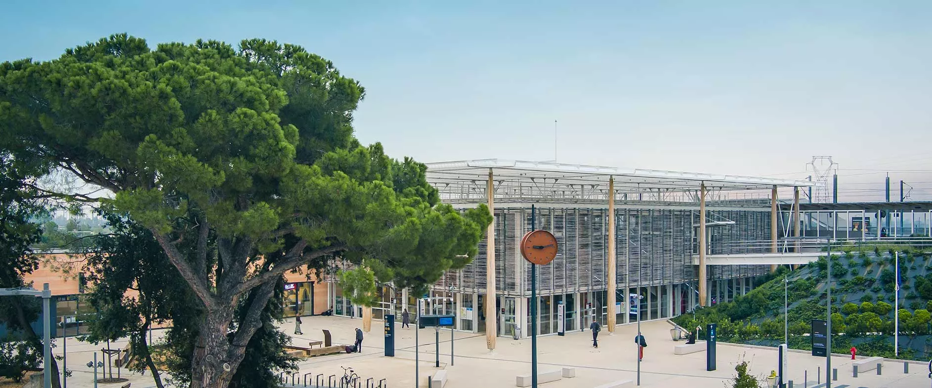 Gare de Nîmes Pont du Gard