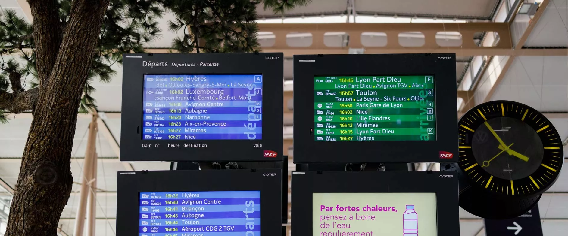 Panneau d'affichage