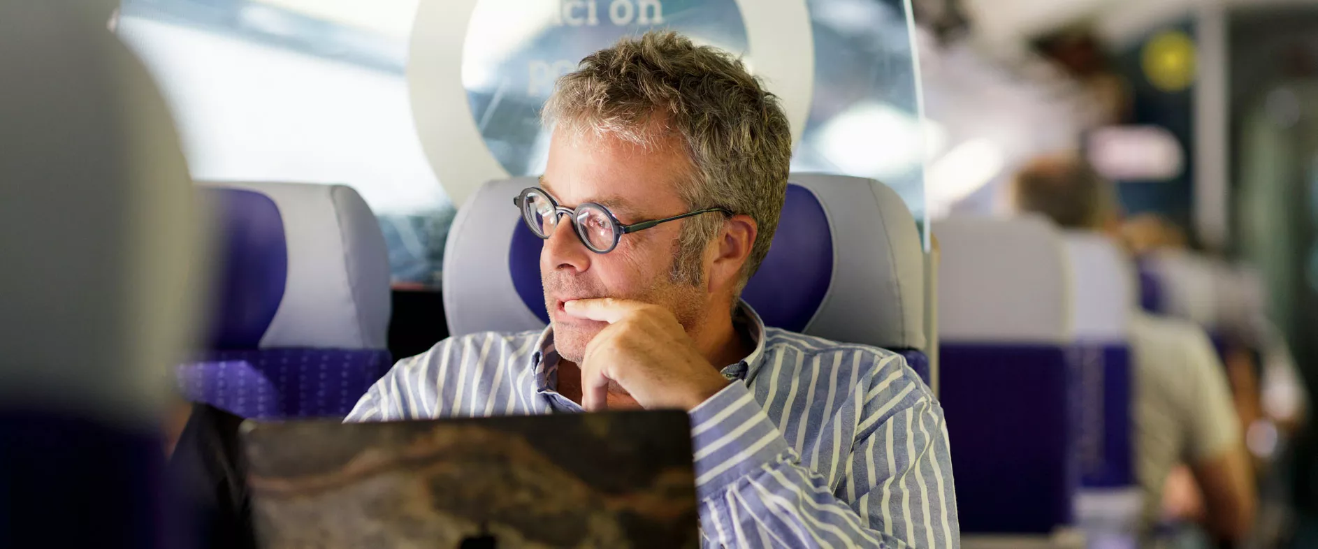 Voyageur dans un TGV INOUI