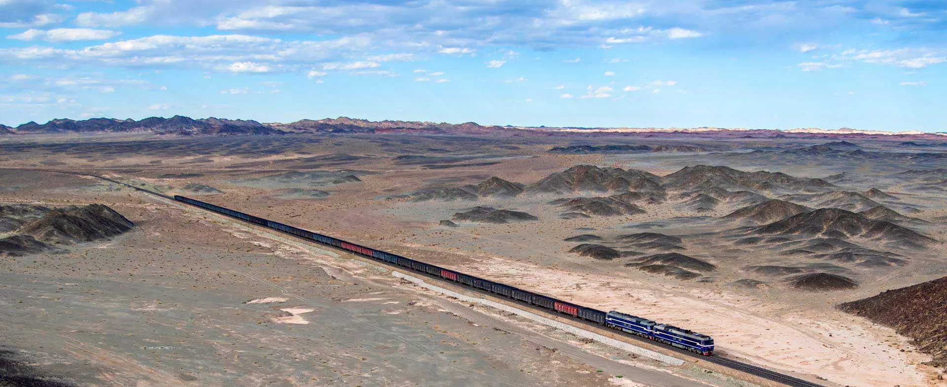 Vue aérienne d'un train en Chine