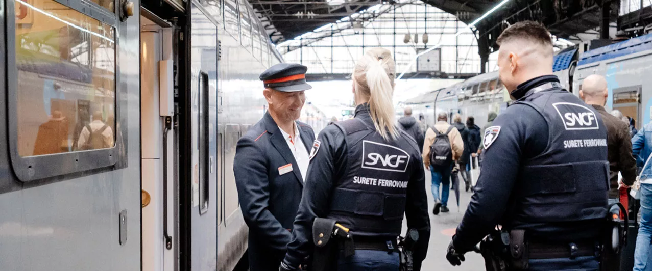 Agents Suge en gare