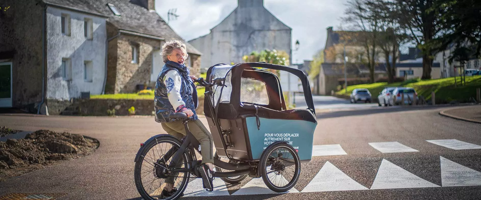 Les Stations rurales des mobilités : triporteur