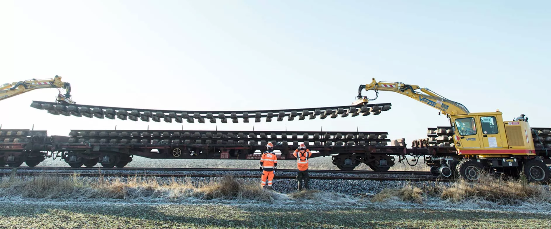 Installation de traverses sur voies