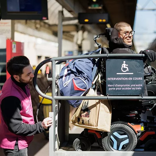 Accompagnement PMR à monter à bord