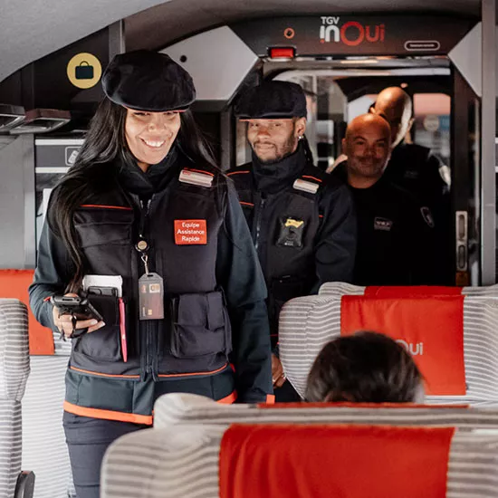 Agents Suge à bord d'un TGV INOUI