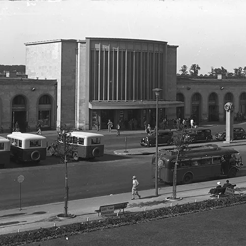 Gare de Caen (Henri Pacon, architecte, 1934)