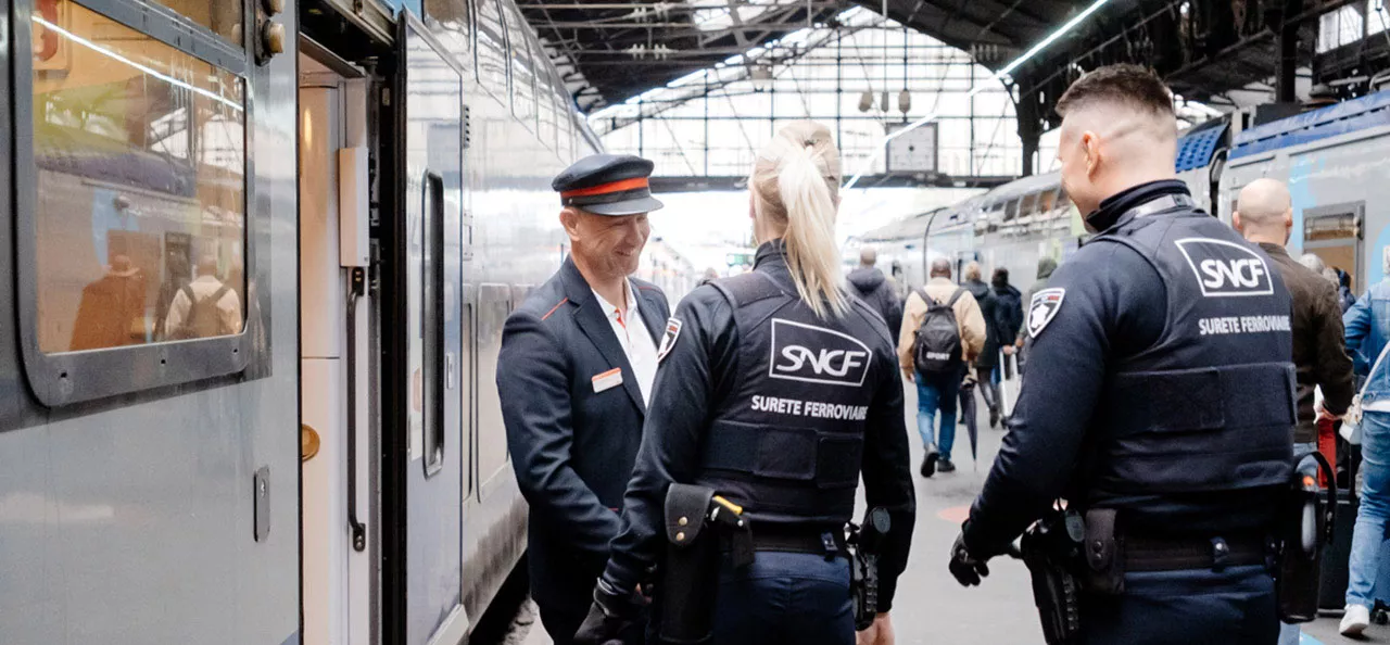 Agents Suge en gare