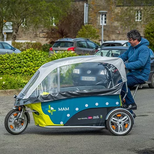 Les Stations rurales des mobilités : triporteur