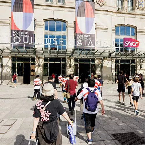 Supporters de la Coupe du Monde de Rugby en gare de Toulouse Matabiau