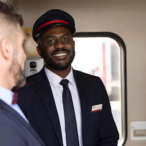 Agents SNCF à bord d'un TGV INOUI